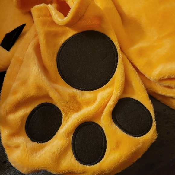 Mens Disney Pluto Costume - Picture 5 of 8